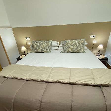 Apartamentos กาเซเรส ภายนอก รูปภาพ