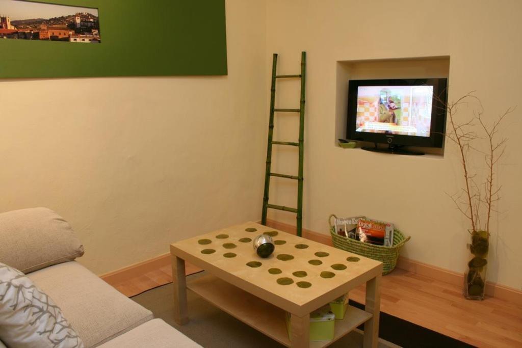 Apartamentos กาเซเรส ภายนอก รูปภาพ