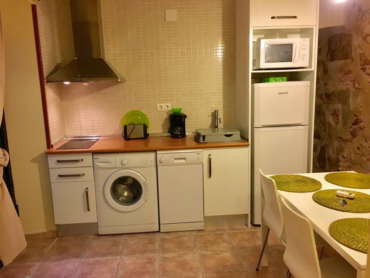 Apartamentos กาเซเรส ภายนอก รูปภาพ