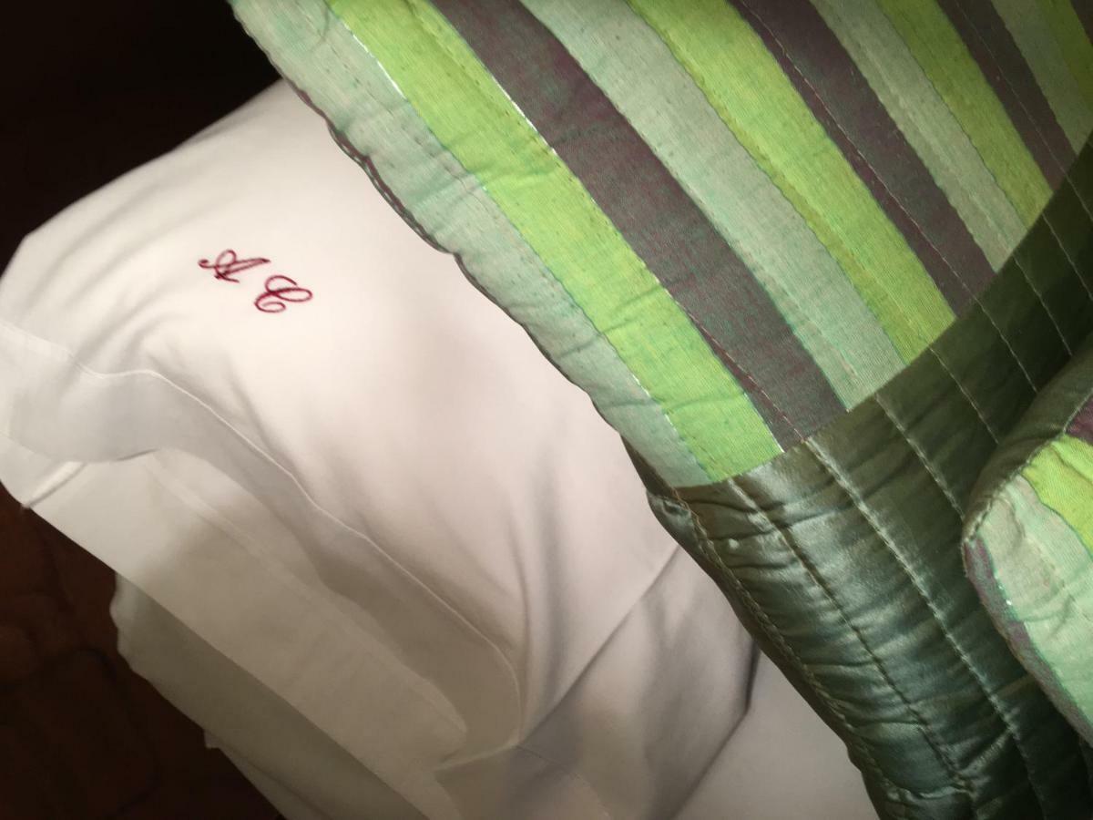 Apartamentos กาเซเรส ภายนอก รูปภาพ