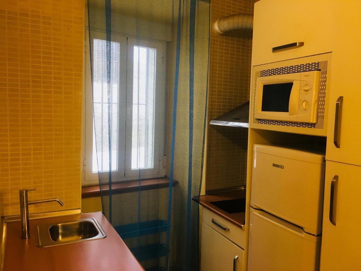 Apartamentos กาเซเรส ภายนอก รูปภาพ